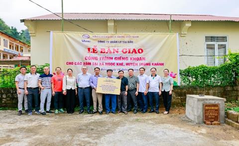 Trao tặng công trình giếng khoan tại xã Ngọc Khê, huyện Trùng Khánh,  tỉnh Cao Bằng.