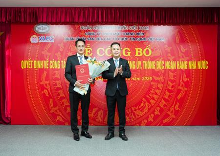 Lễ Công bố Quyết định bổ nhiệm Phó Tổng Giám đốc VAMC: Kiện toàn bộ máy Lãnh đạo, thúc đẩy chuyển đổi số và đổi mới sáng tạo.